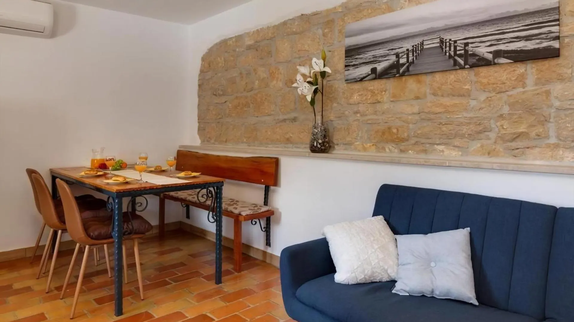 Villa Zoro Mit Schoenen Garten Und Privatem Pool Pazin Holiday home