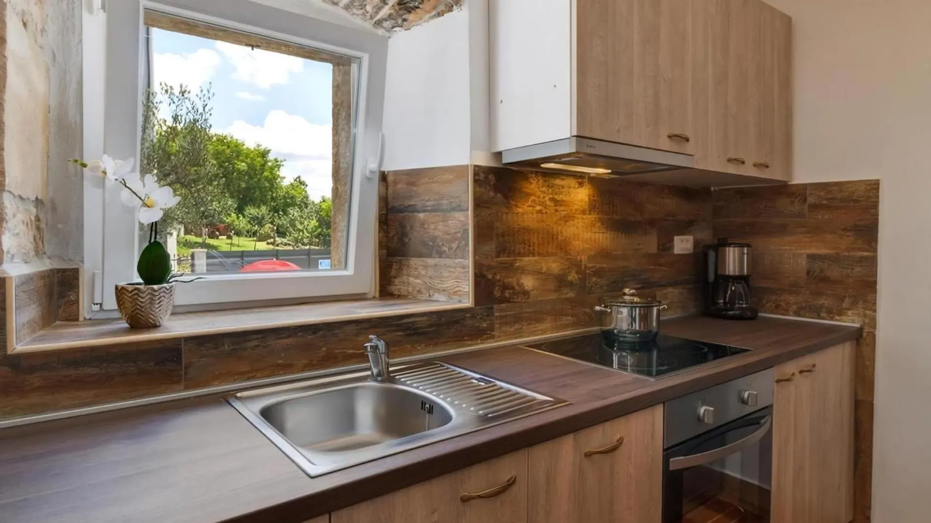 Villa Zoro Mit Schoenen Garten Und Privatem Pool Pazin Holiday home