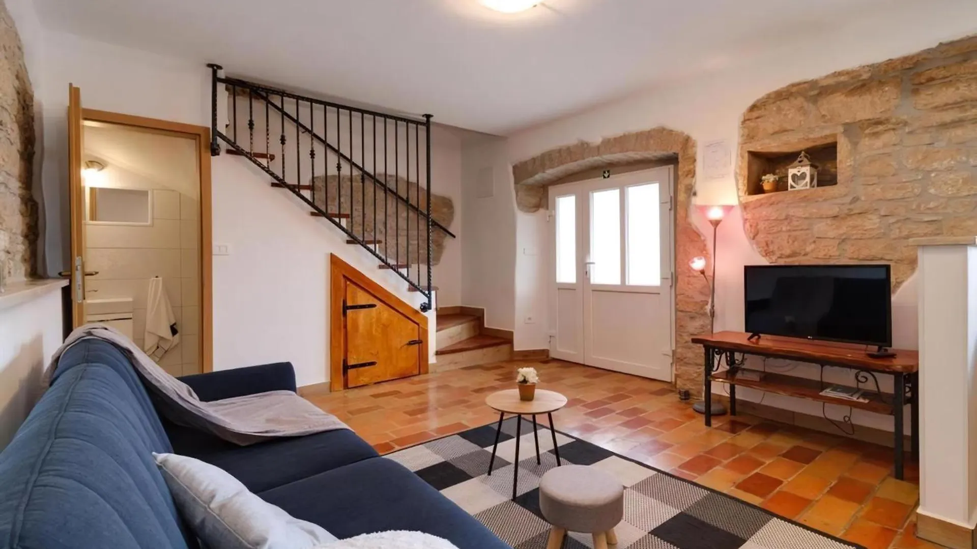 Villa Zoro Mit Schoenen Garten Und Privatem Pool Pazin Croatia