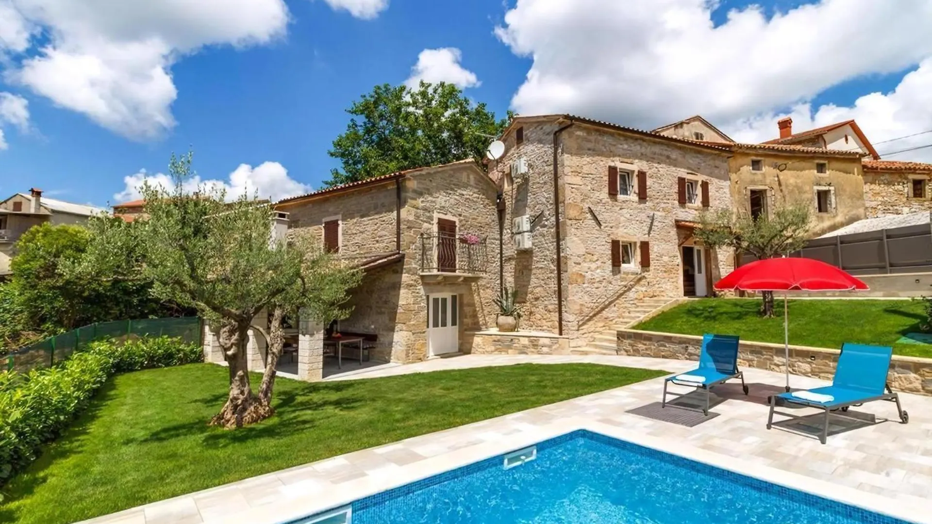 Holiday home Villa Zoro Mit Schoenen Garten Und Privatem Pool Pazin