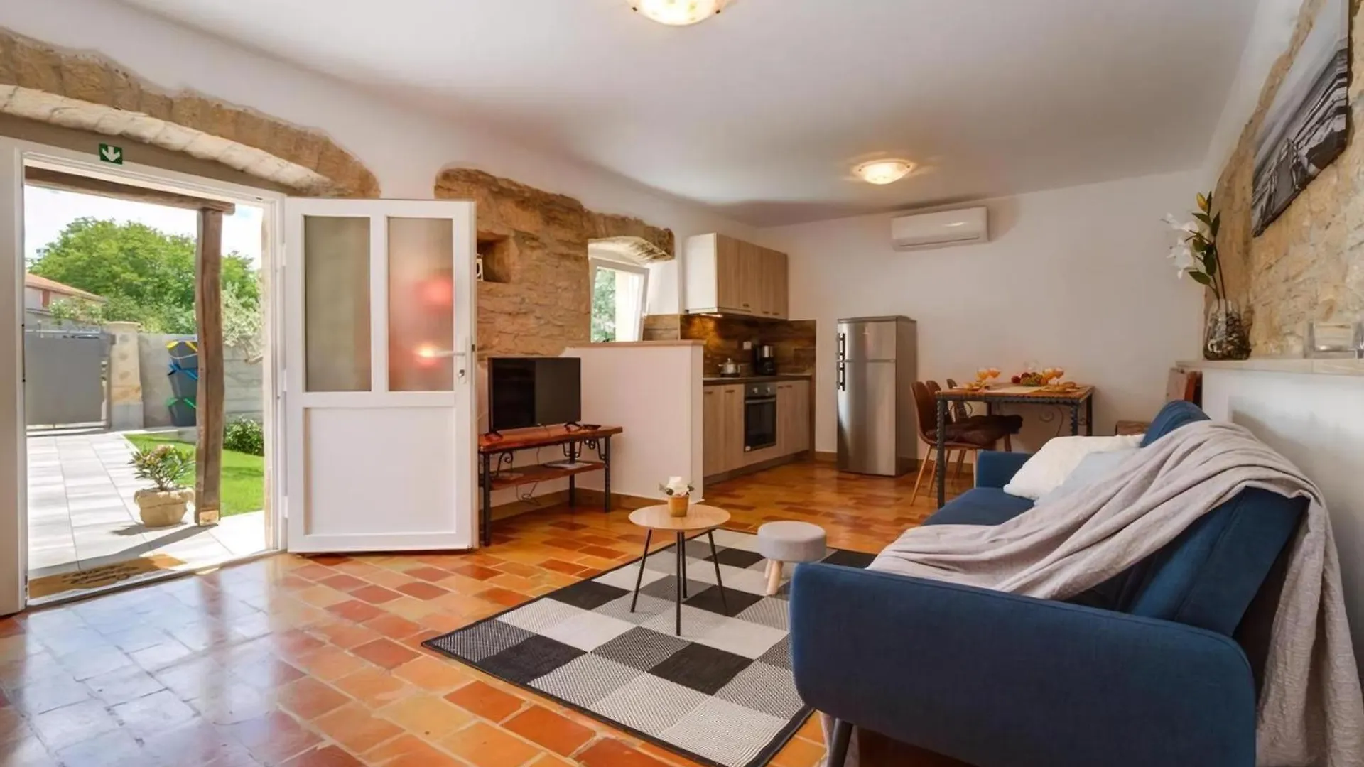 Villa Zoro Mit Schoenen Garten Und Privatem Pool Pazin Holiday home